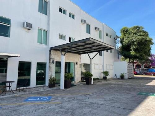 Exterior view, Hotel Santo Domingo Express in Villahermosa City Center