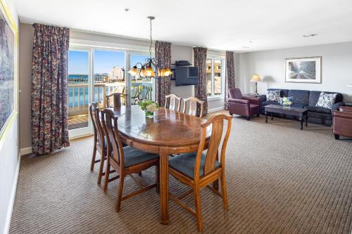 設施, 威靈頓度假村 (Wellington Resort) in 新港周邊