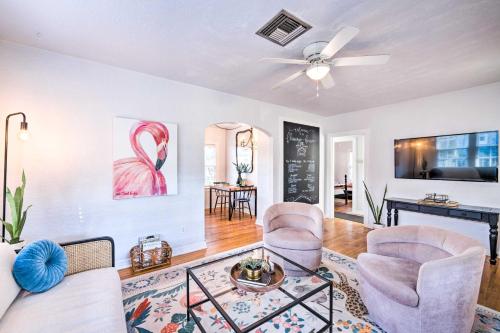 Downtown Winter Garden Cottage with Yard! - image 18