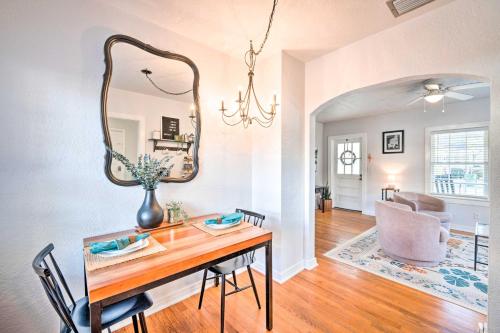 Downtown Winter Garden Cottage about 12 Mi to Disney! in Orlando, USA