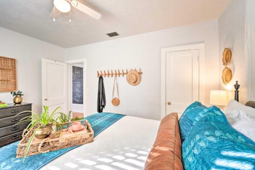 Downtown Winter Garden Cottage with Yard! - image 30