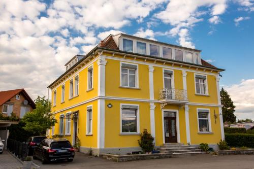 Apartment Yellow - Sigmarszell