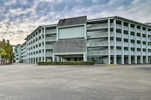 Pawleys Island Resort Condo Near Beach!