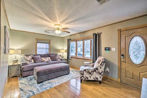 Pet-Friendly Clarksville Home with Central AandC in Clarksville, USA