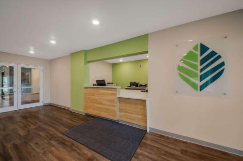 Előcsarnok, WoodSpring Suites Wesley Chapel-Tampa in Wesley Chapel (FL)