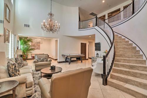 9 Mi to Strip Las Vegas Home with Pool and Hot Tub!, Las Vegas (Foto 4)