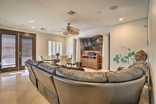 9 Mi to Strip Las Vegas Home with Pool and Hot Tub!, Las Vegas (Foto 9)