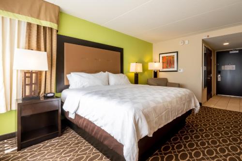 HOLIDAY INN EXPRESS MURFREESBORO CENTRAL, AN IHG HOTEL - Updated 2023  Prices & Reviews (TN)