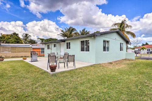 Gated Southern Miami Home 22 Mi to Downtown! in Miami, USA