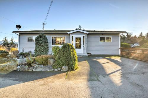 Pet-Friendly North Bend Home with Bay Views!