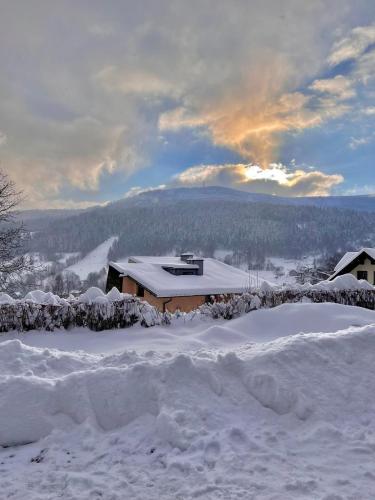 Karolinka Guest House - image 10