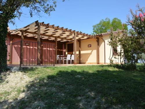  Picturesque farmhouse in Spoleto with swimming pool in Spoleto