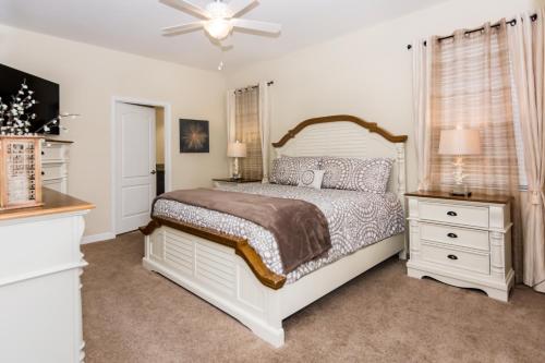 Deluxe Single Family Home w Pool Close to Disney 1406 - image 6