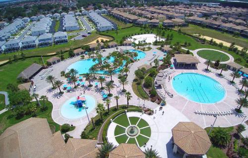 Marvelous 4 Bedroom w/ Screened Pool Close to Disney 1569 - image 11