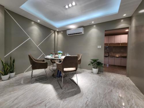 Spacious 5-bedroom, 4-bath townhouse in Legazpi City, Legazpi (foto 8)