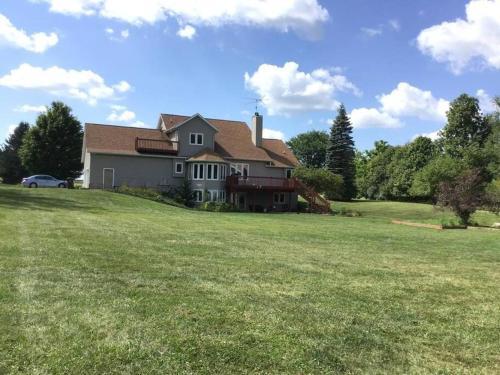House On Grass Runway with Fly-In/Fly-Out Access in Tecumseh (MI)