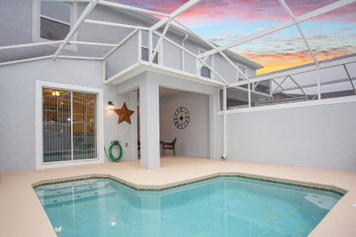Marvelous 4 Bd w/ Pool Close to Disney 218 - image 2