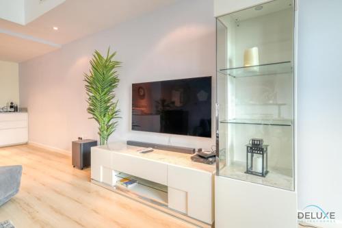 Alluring 2BR at Al Majara 1 Dubai Marina by Deluxe Holiday Homes, Dubaj (fotografie 9)