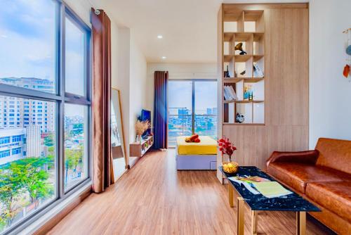 SOHO Spacious Aparts, CENTRAL Location