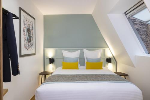 1 queen bed