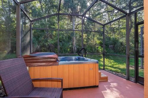 Charming 4Bd Close to Disney @ Regal Oaks 2783 - image 7