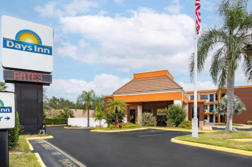 Days Inn by Wyndham N Orlando/Casselberry, Orlando
