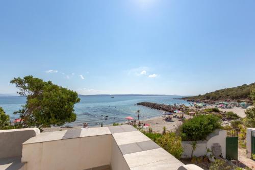 B&B Carloforte - Stunning Villa on Punta Nera Beach, Carloforte - Bed and Breakfast Carloforte