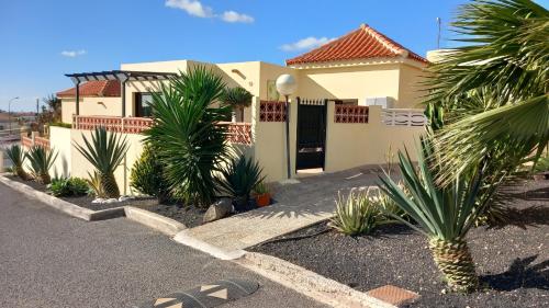 Sunny Panorama Seasight Bungalow Lomas, beach 5 min