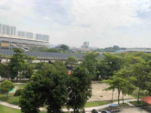 Arena Green Stadium Bukit Jalil furnished, air con all rooms near Sri Petaling LRT Station