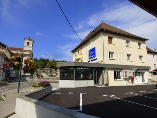 Viesnīcas āriene, Auberge des Avenières (Auberge des Avenieres) in Les Avenieres-Veyrins-Thuellin