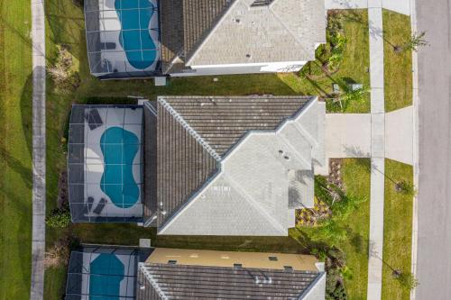 Splendid 5Bd w/ Pool Close to Disney 310 @ Bella Vida Resort - image 9