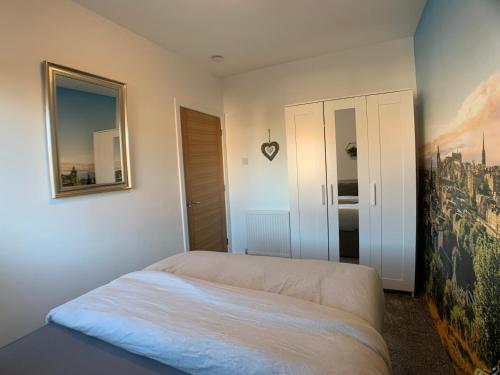 Maria- Bright and Modern City Center Apartment ., Edinburgh (photo 7)