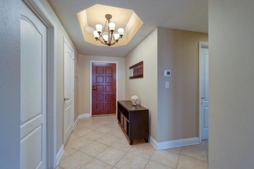 Stunning Beachfront 3 Bd Apartment @ Clearwater Belle Harbor - image 2