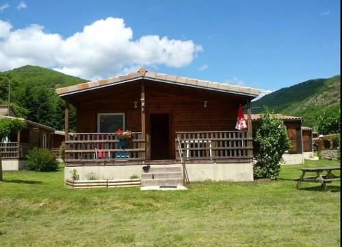 Le Clos Chantéric accueille jusquà 5 personnes - Chalet - Thueyts