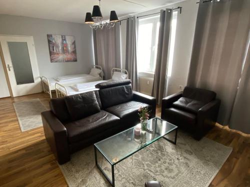 Apartment City Sud- 5 Zimmer_15 Personen _ Komplett_eingerichtet in Hamburg
