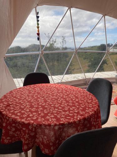 Iekārtas, Domo con tinaja, Estaquilla in Caulin