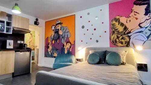 1 double bed, 1 twin bed