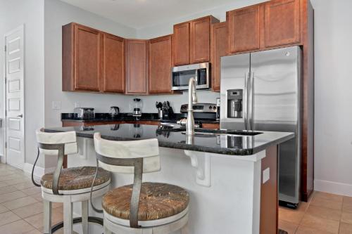 Eight Bedrooms with Pool & Spa 481 - image 11