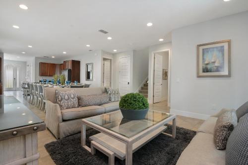 Eight Bedrooms with Pool & Spa 481 - image 14