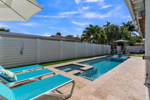 Sandcastles & Sunshine at Towering Palms of Wilton Manors residence