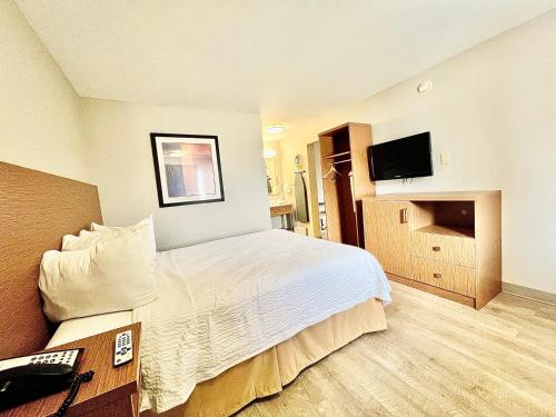 Photo - Days Inn & Suites by Wyndham Arlington Near Six Flags