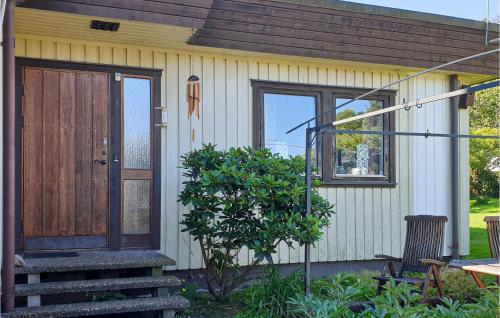 Awesome Home In Varberg With 4 Bedrooms And Wifi