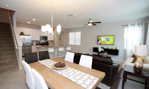 Four Bedrooms Townhome 5127 - image 11
