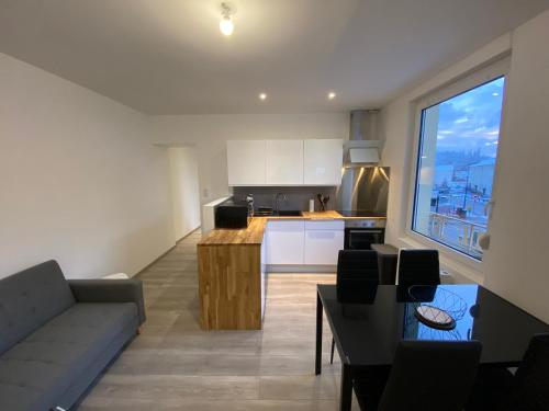 ห้องครัว, Rés. La Balastière des Vosges (Res. La Balastiere des Vosges) in เอปินาล