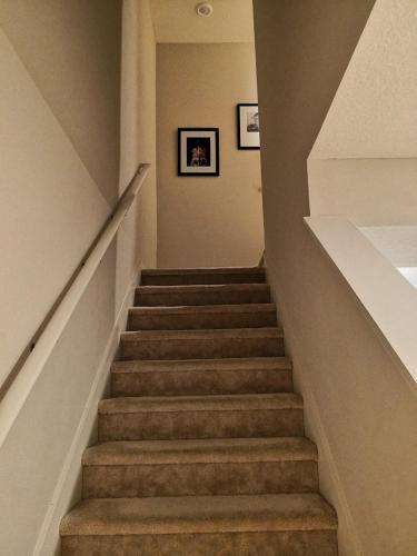 Splendid 4 Bedroom Home Close to Disney 5168A - image 13