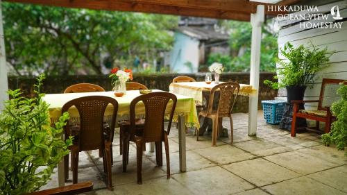ระเบียง/ชานเรือน, Hikkaduwa Ocean View Homestay in ฮิคคาดูวา