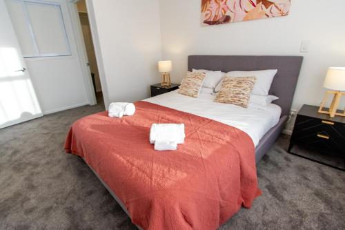 2 bedroom Central Christchurch hub