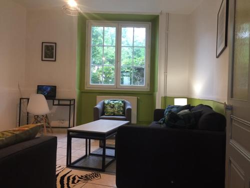 Le Gîte & Chips - Tarifs dégressifs - Idéal PROS gîte à louer La Parentie