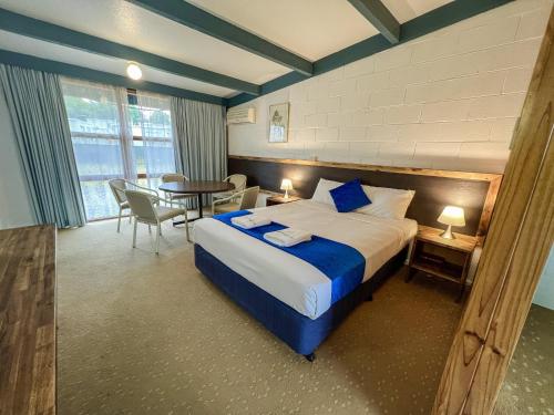 Snow Season Motor Inn in Cooma