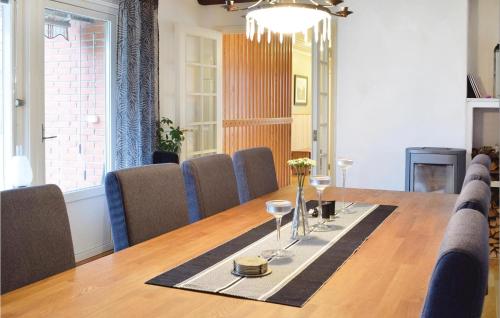 Gorgeous Home In Visby With Sauna